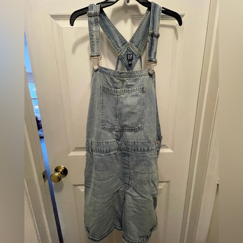 Gap factory short overalls
